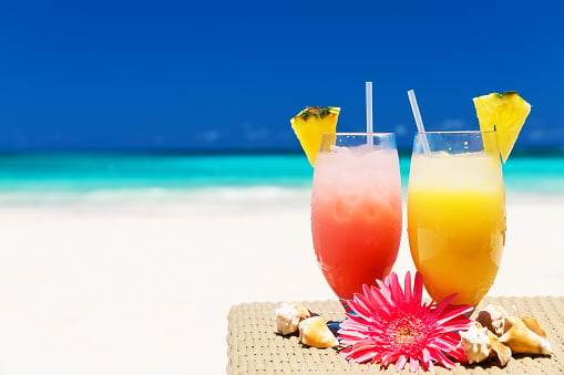 cocktails on beach