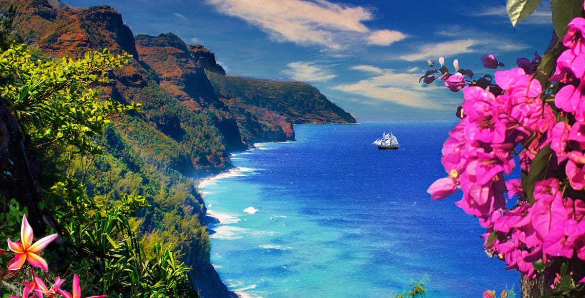 Na Pali Coast in Hawaii with ship