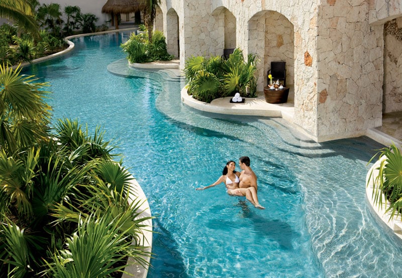 Swim-up Suites